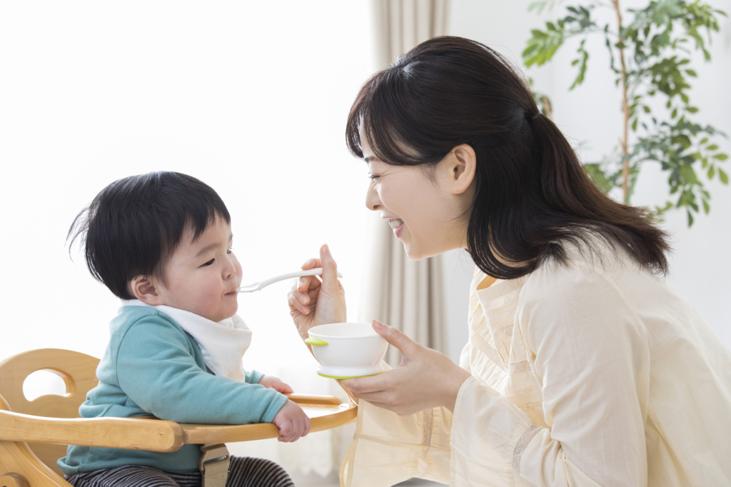 初めてでも安心！離乳食の本おすすめ14選｜時短作りおきや日替わりレシピも